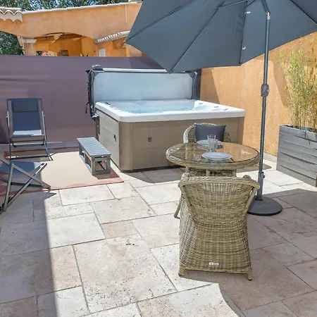 Le Clos D'Amelie *