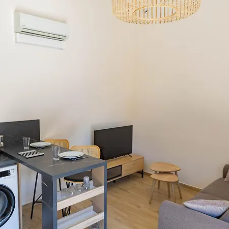 Le Clos D'amelie Lägenhet *