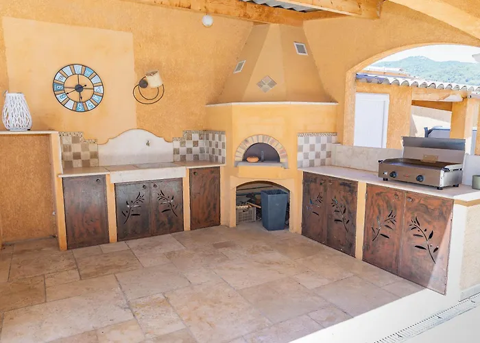 Le Clos D'amelie Apartmán Peyruis